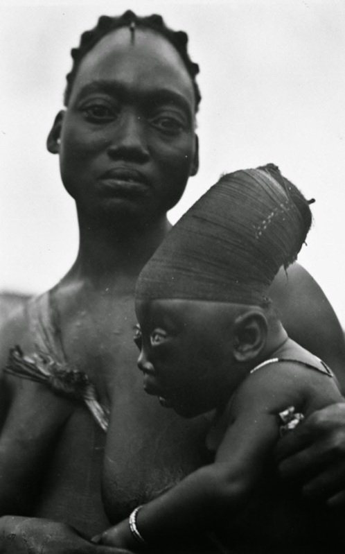 an-elongated-head-was-an-ideal-of-beauty-among-the-mangbetu-people-1930-1